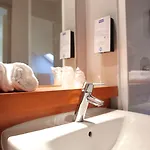 Hotel Kyriad Paris Sud Courtaboeuf Les Ulis