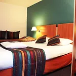 Kyriad Paris Sud Courtaboeuf Hotel Les Ulis