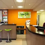 Kyriad Paris Sud Courtaboeuf Hotel