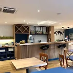 Kyriad Paris Sud Courtaboeuf Hotel Les Ulis