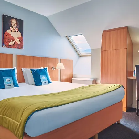 Kyriad Paris Sud Courtaboeuf Hotel