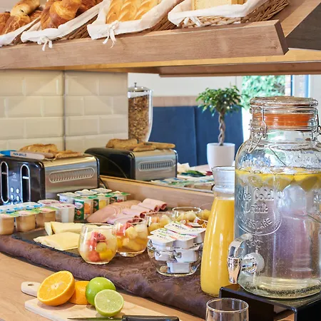 Hotel Kyriad Paris Sud Courtaboeuf
