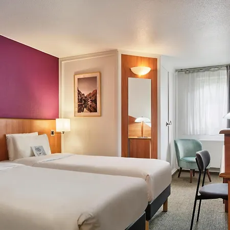 Hotel Kyriad Paris Sud Courtaboeuf