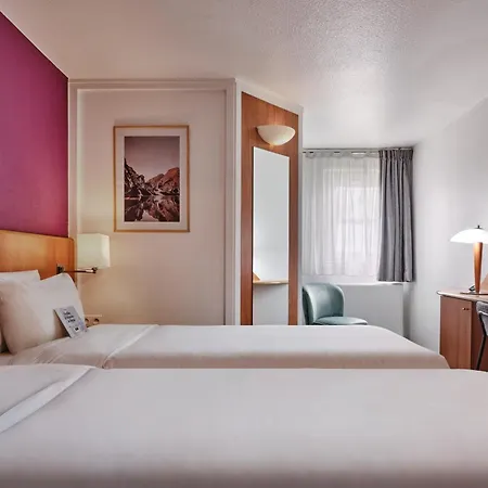 Kyriad Paris Sud Courtaboeuf فندق ليه أوليز