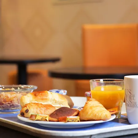 Kyriad Paris Sud Courtaboeuf 호텔 3*