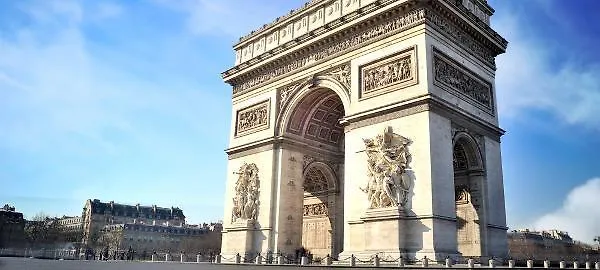 Отель Kyriad Paris Sud Courtaboeuf Лез-Юлис