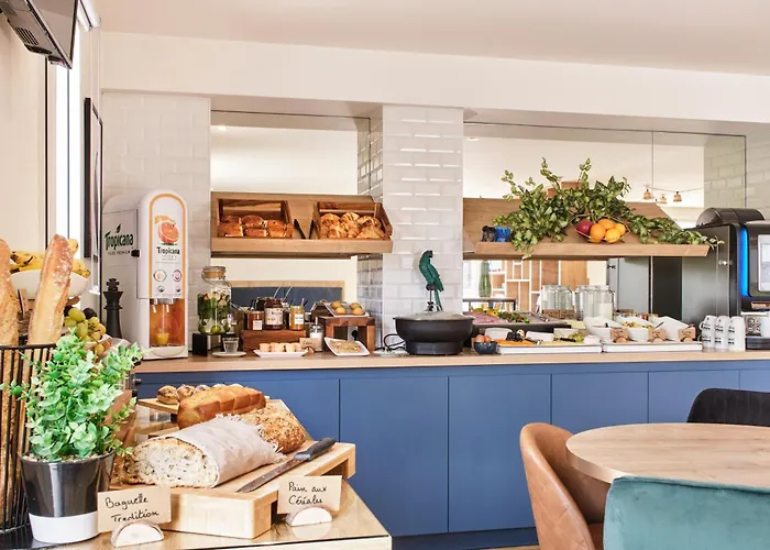 Kyriad Paris Sud Courtaboeuf 3*