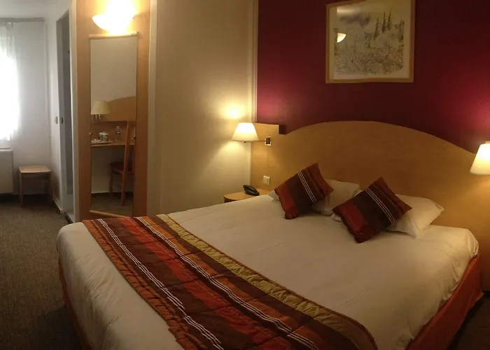 Kyriad Paris Sud Courtaboeuf Отель Лез-Юлис
