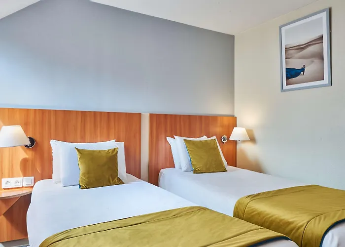 Kyriad Paris Sud Courtaboeuf Отель