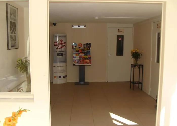 Kyriad Paris Sud Courtaboeuf 3*